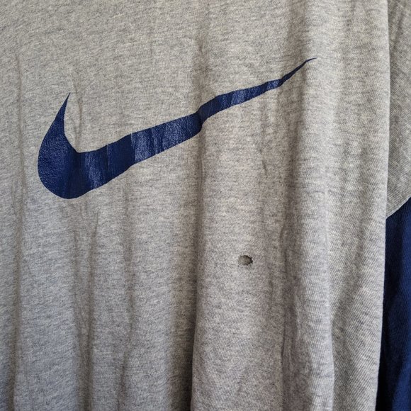Vintage Nike Long Sleeve T-Shirt - Picture 3 of 6
